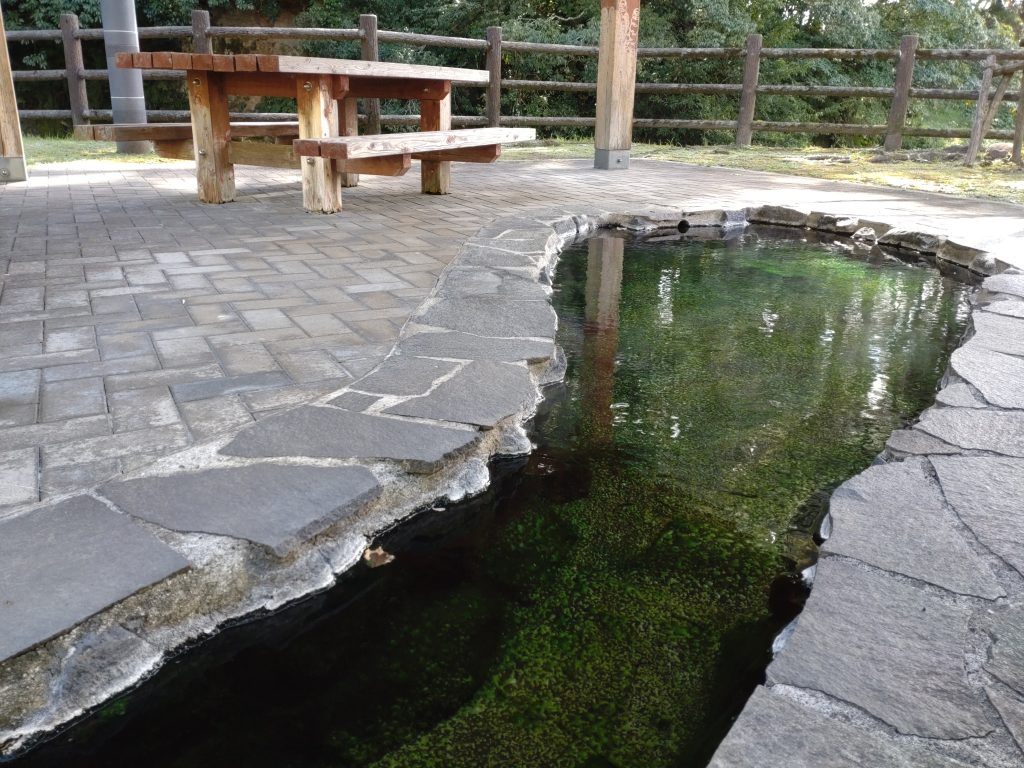 農村公園　足湯　祁答院蒸溜所