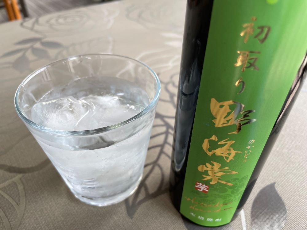 芋焼酎「初取り野海棠」グラスと