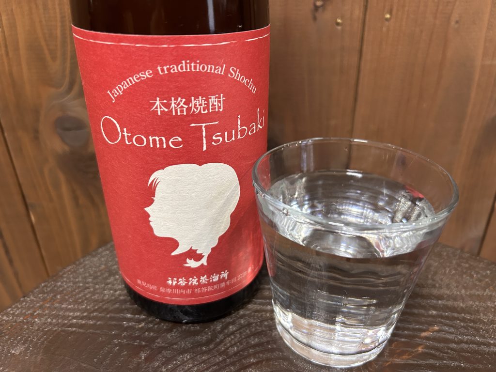 ロック、炭酸割り、水割り、お湯割りと、飲み方を選ばず、食事と合わせても、静かにその良さを発揮します。