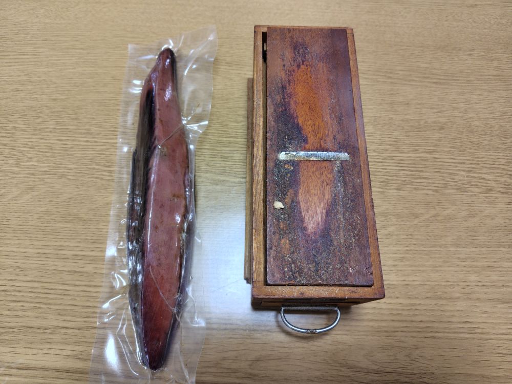 鰹節と削り器