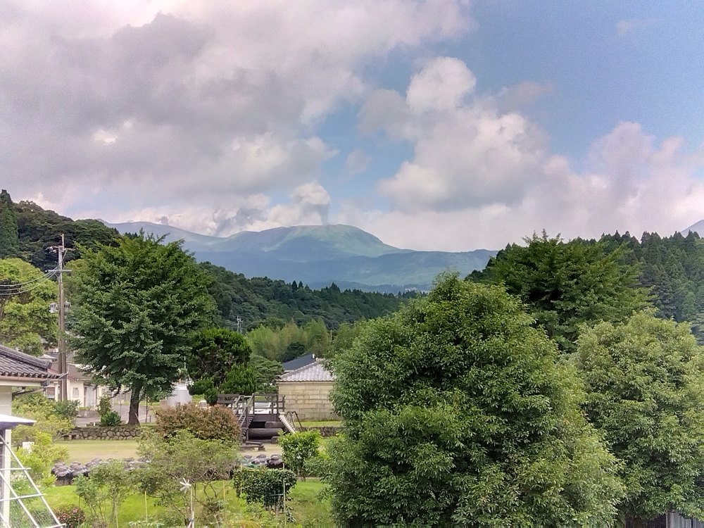 新燃岳の噴火の様子。（2025.7.7）